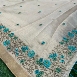 Tashar Soft Silk Saree Cream colour With Blouse Piece.