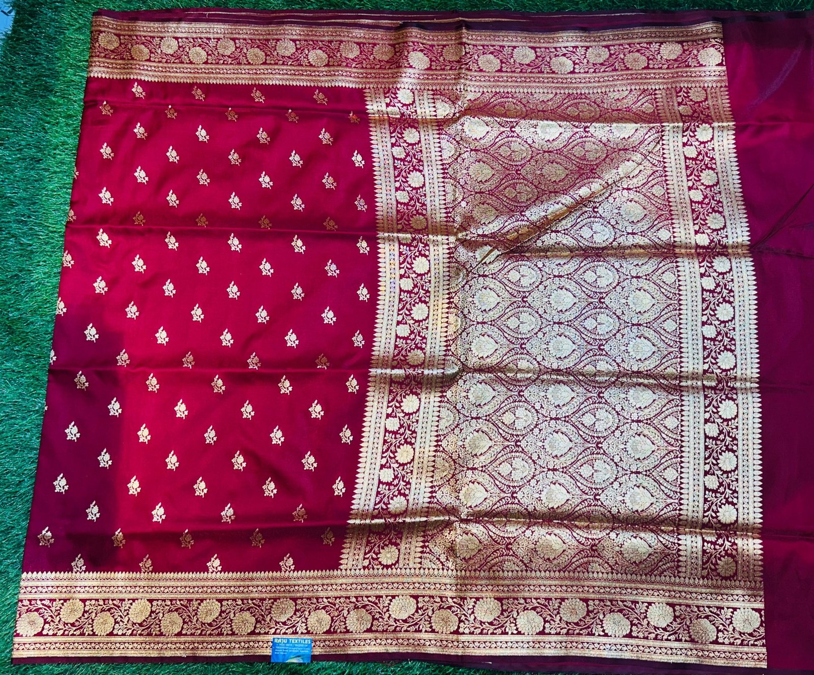 Mashru Banarasee Silk Saree in Marron colour With Blouse Piece. - Image 2