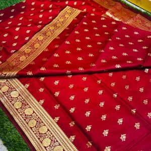 Mashru Banarasee Silk Saree in Marron colour With Blouse Piece.