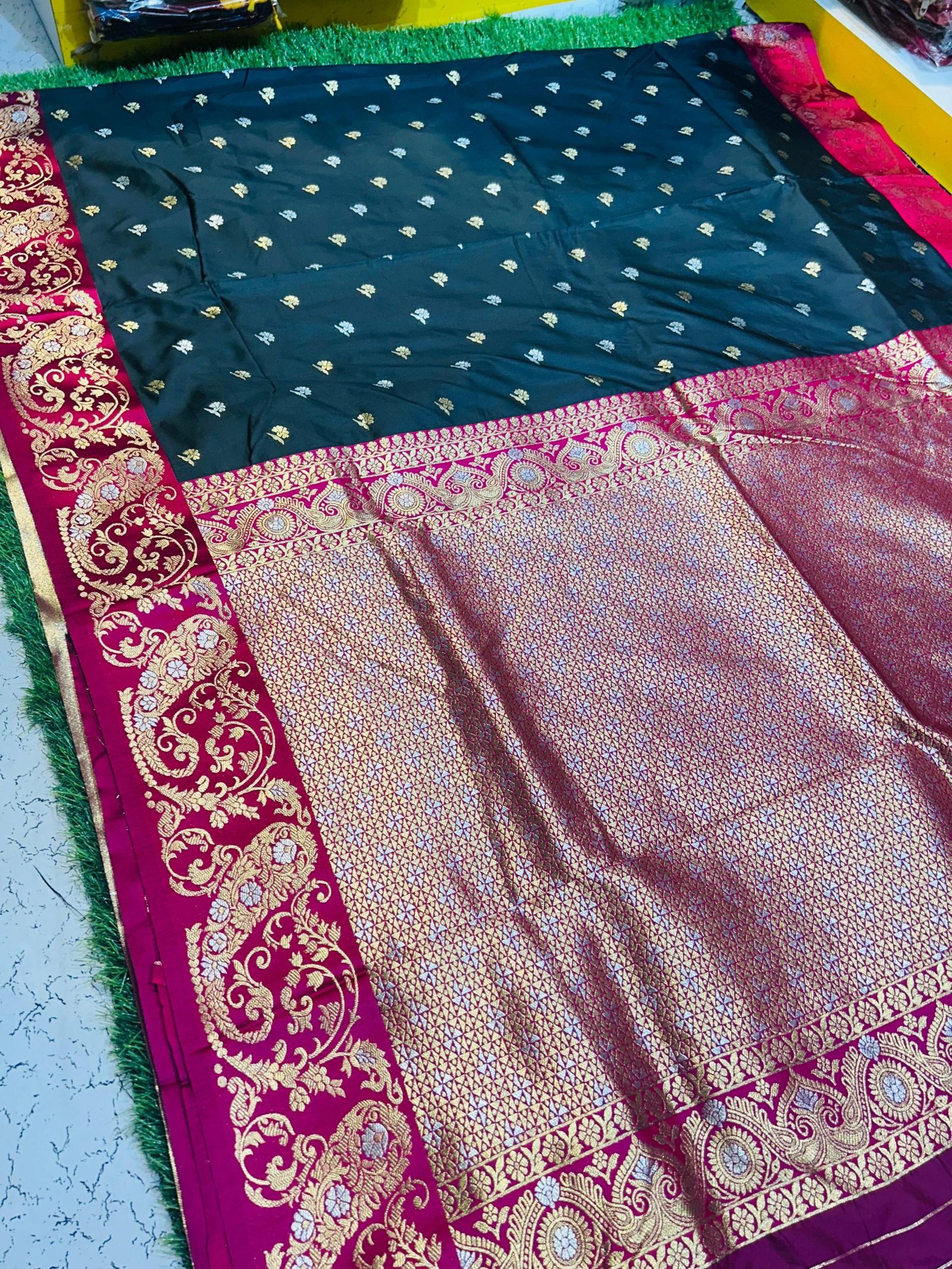 Premium quality Mashru Silk Saree in Black colour contrast open border & Blouse Piece.