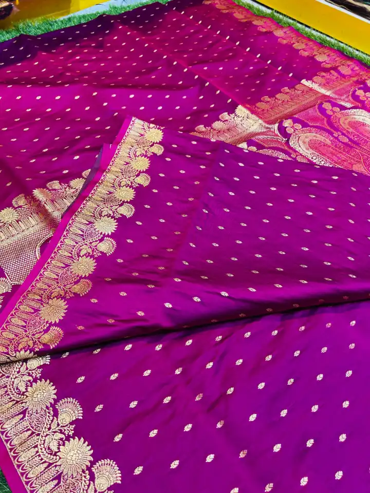 Premium quality Mashru Banarasee Silk Saree in violet colour With open border & Blouse Piece - Image 4