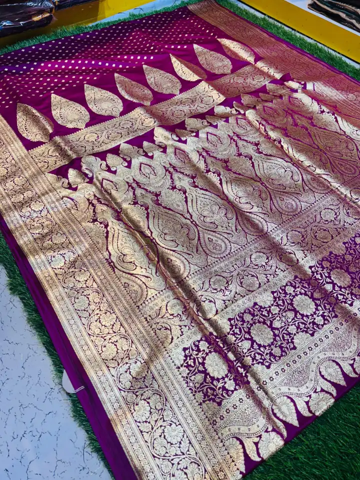 Premium quality Mashru Banarasee Silk Saree in violet colour (patli) With Blouse Piece. - Image 5