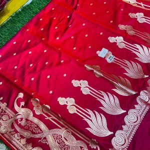 Mashru Banarasee Silk Saree in Crimson Red colour With Blouse Piece.