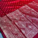 Mashru Banarasee Silk Saree in Red colour With Blouse Piece.