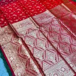 Mashru Banarasee Silk Saree in Red colour With Blouse Piece.
