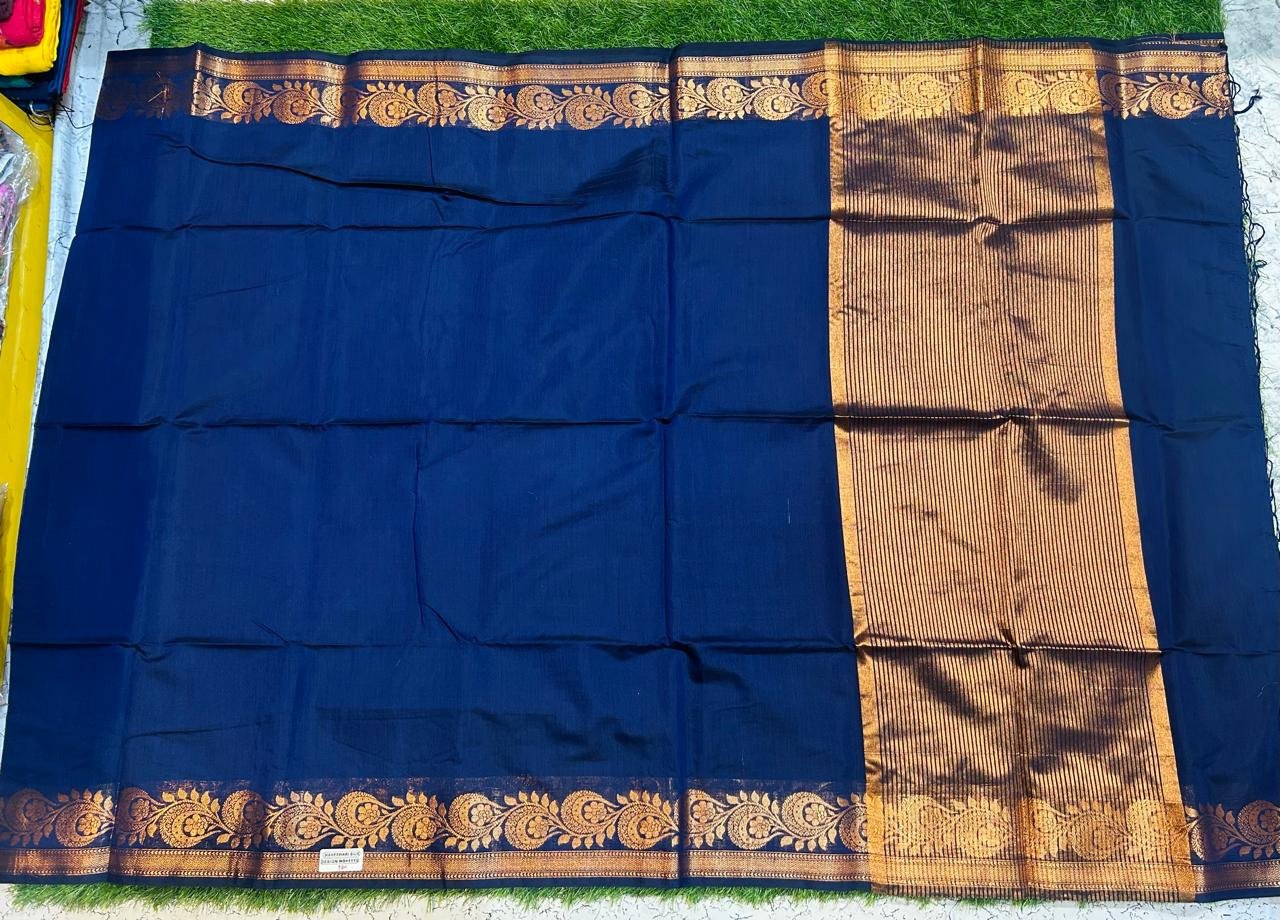 Soft quality Plain body Maheshwari silk Saree in Open Border With Blouse Piece. - Image 2