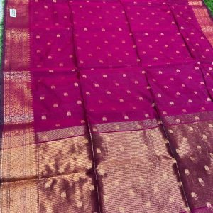 Soft quality Maheshwari Silk Saree With Blouse Piece.