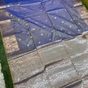Soft Quality Samaya Silk Saree in Dual-tone Colours With Blouse Piece.