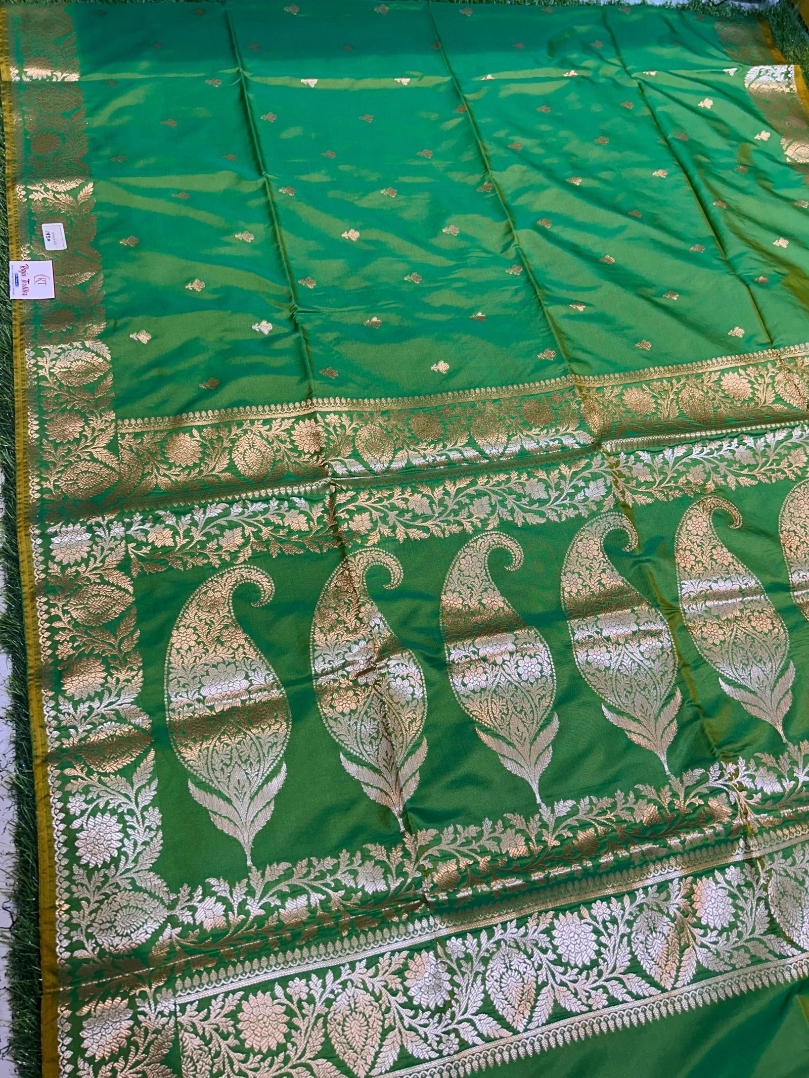 Soft Quality Samaya Silk Saree With Blouse Piece. - Image 3
