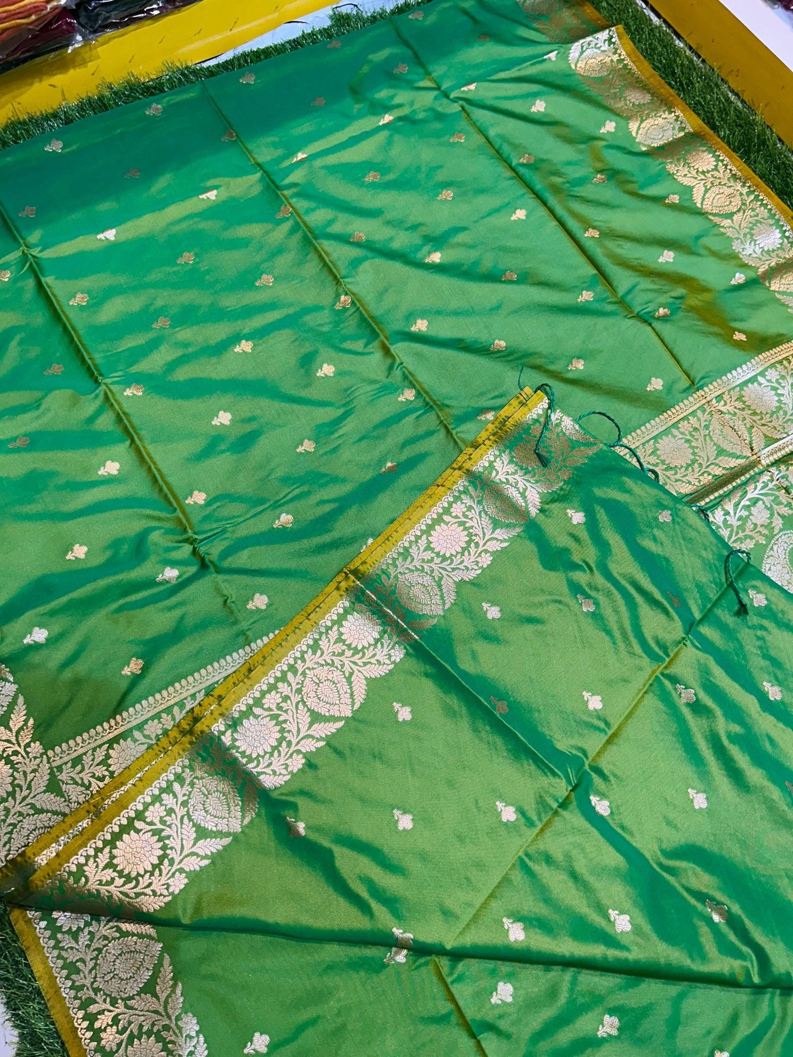 Soft Quality Samaya Silk Saree With Blouse Piece. - Image 9