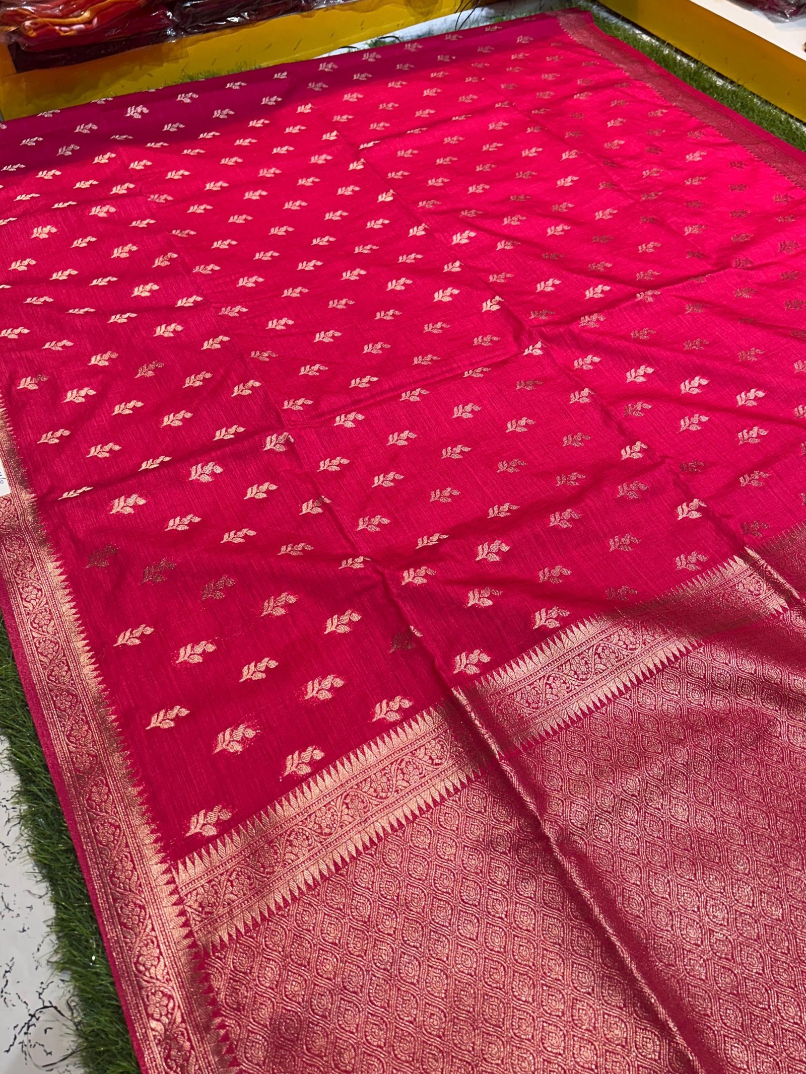 Soft quality Panni Silk Saree With Blouse Piece. - Image 3