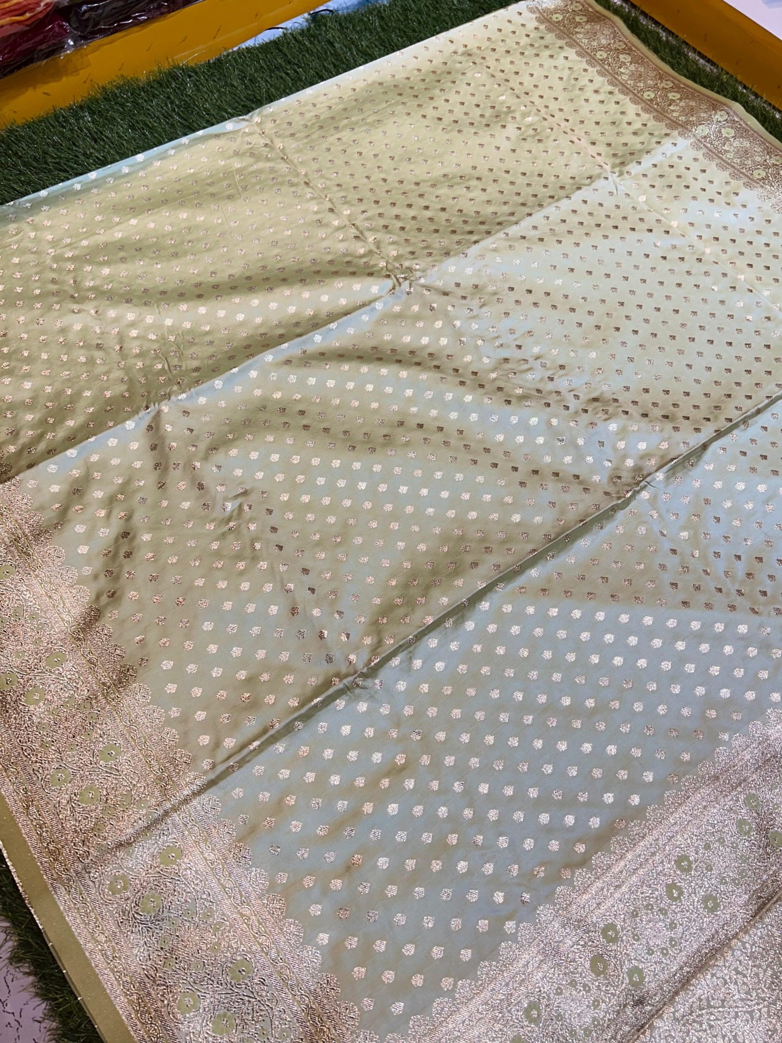 Premium quality Mashru Satin Silk Saree with Pastel Colour & Blouse Piece. - Image 4