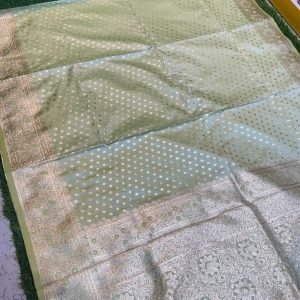 Premium quality Mashru Satin Silk Saree with Pastel Colour & Blouse Piece.
