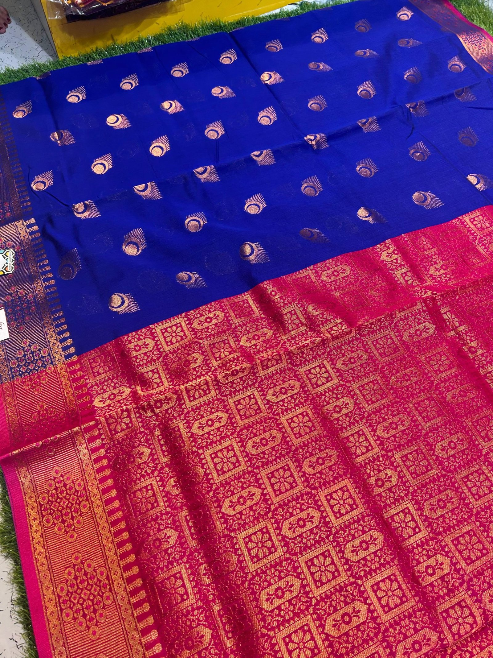 Soft quality Pasapalli Silk Saree With Blouse Piece.