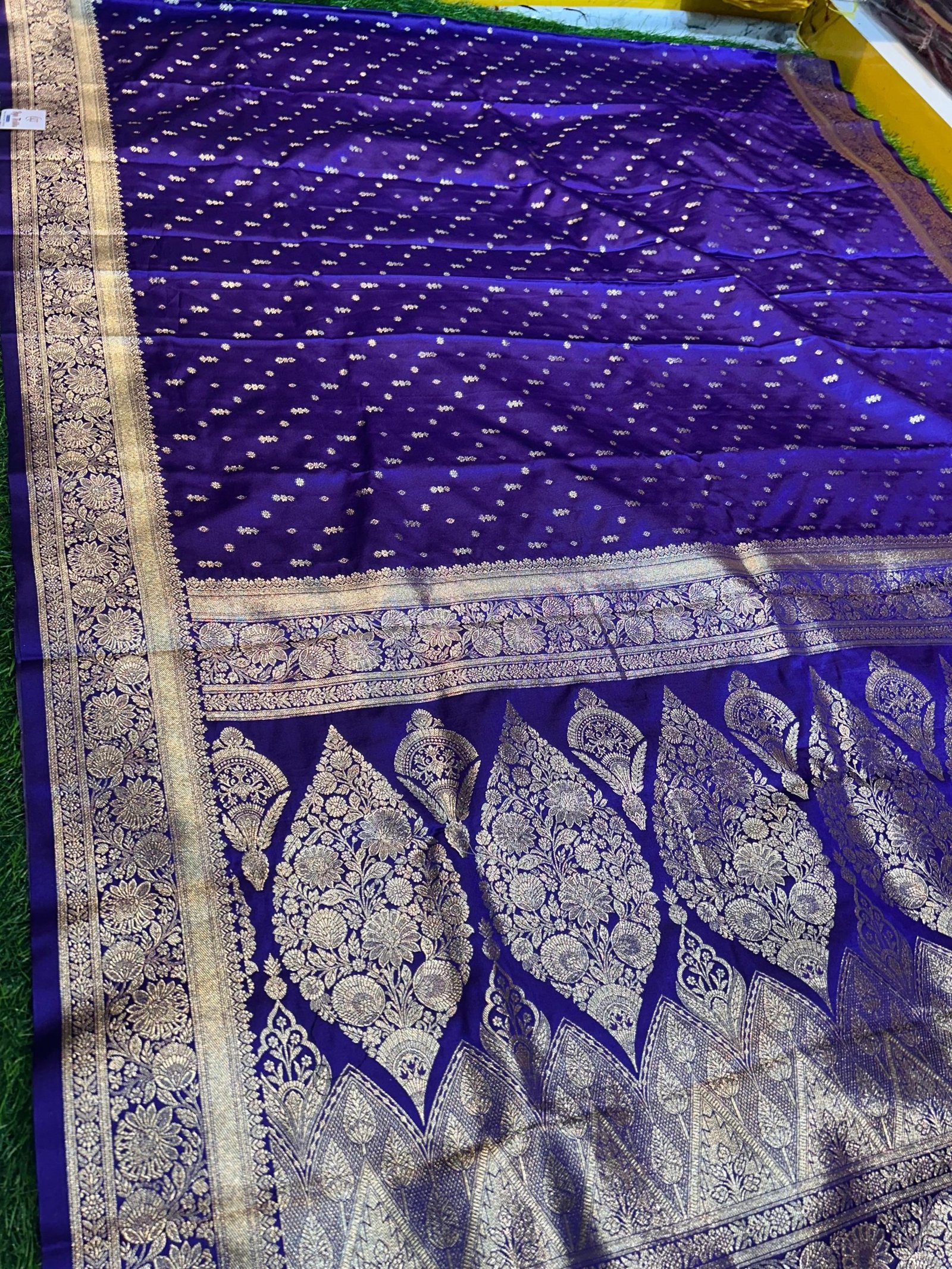 Premium quality Satin Mashru Silk Saree with Blouse Piece.