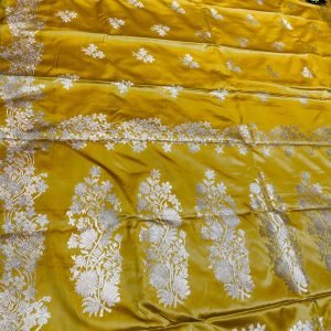 Premium quality Satin Mashru Silk Saree with Blouse Piece.