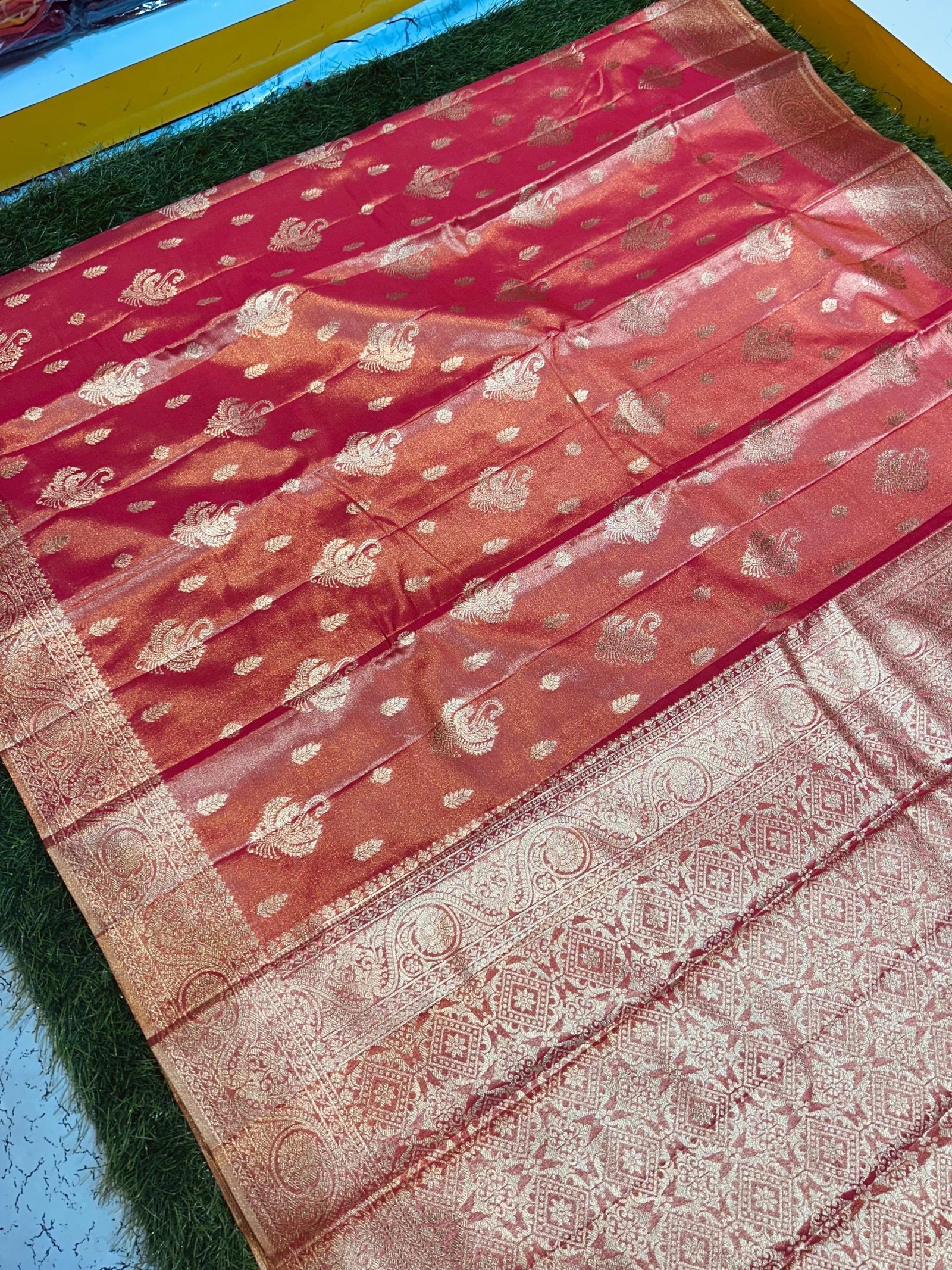 Soft quality Tissue Silk Saree with Blouse Piece. - Image 5