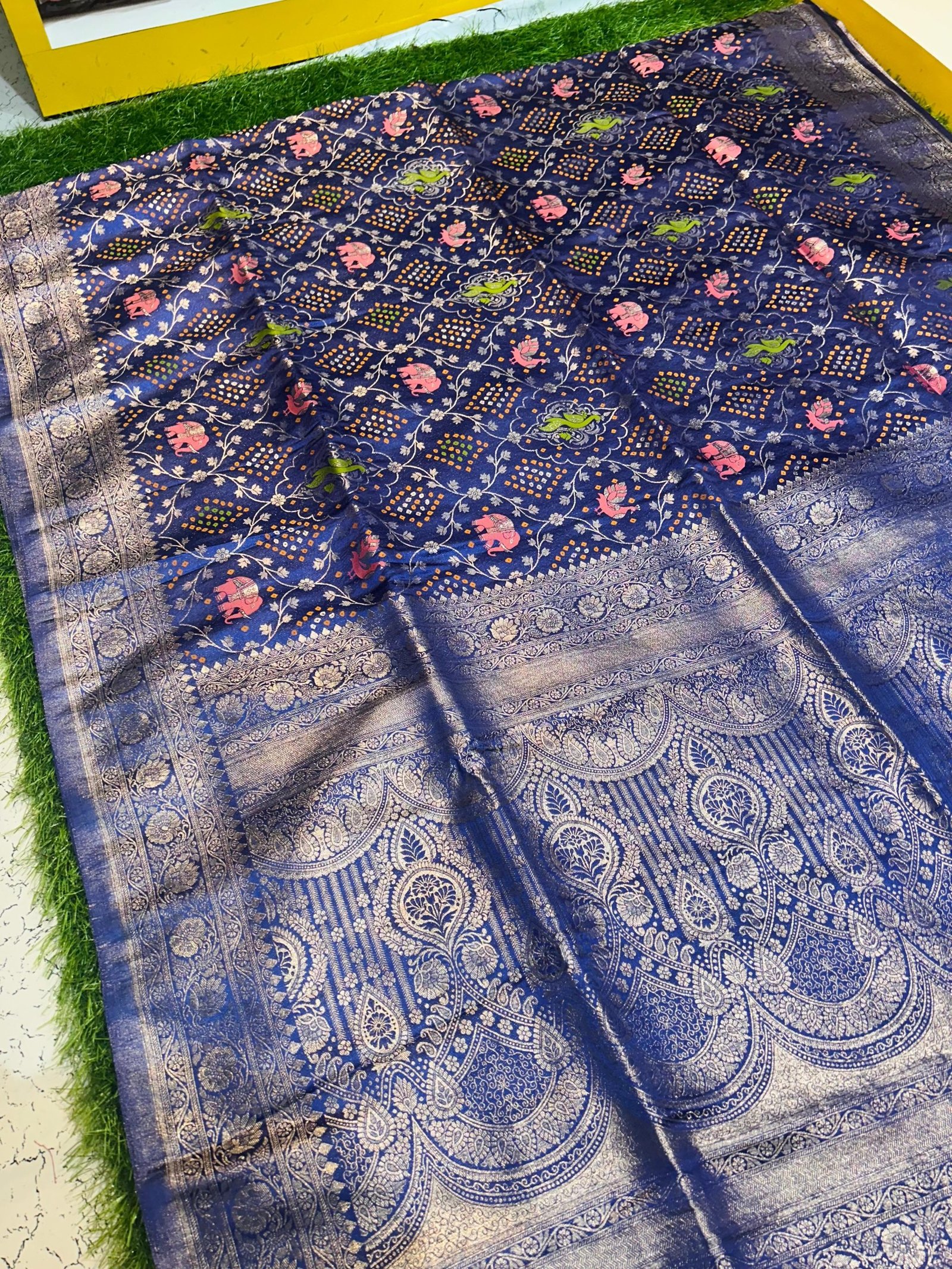 Premium quality Bandhej Silk Saree with Blouse Piece. - Image 4