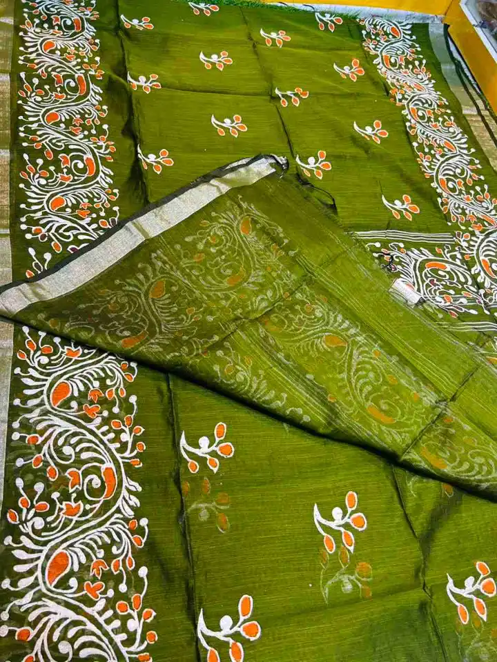 Soft quality Handloom Saree with Fabric Works & Blouse Piece. - Image 5