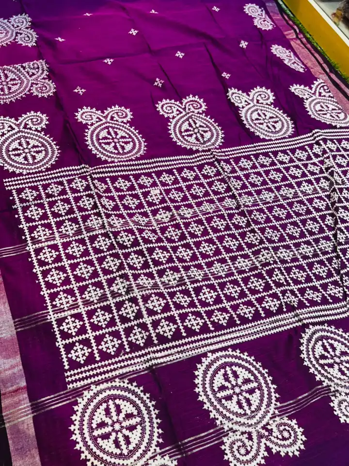 Soft quality Handloom Saree with Fabric Works & Blouse Piece. - Image 4