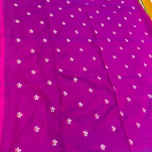 Soft quality Handloom Saree with Blouse Piece.