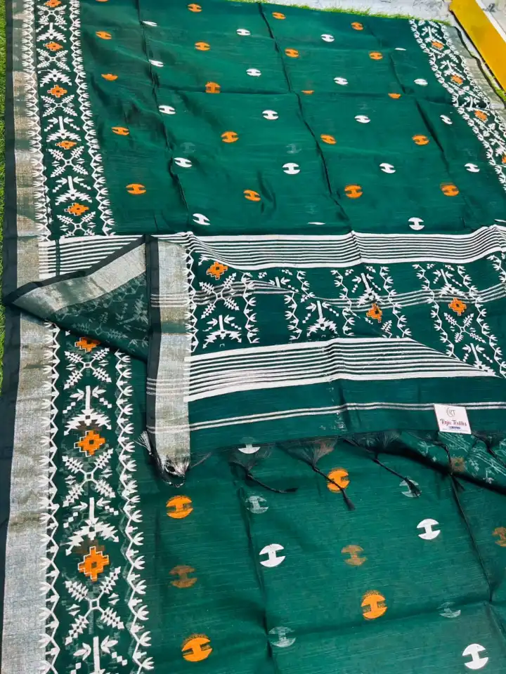 Soft quality Handloom Saree with Fabric Works & Blouse Piece. - Image 5