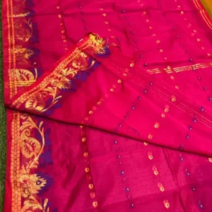 Soft quality Handloom Saree with Blouse Piece.