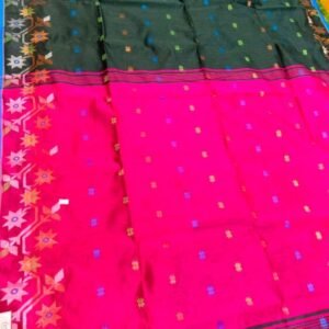 Soft quality Handloom Saree with contrast & Blouse Piece.
