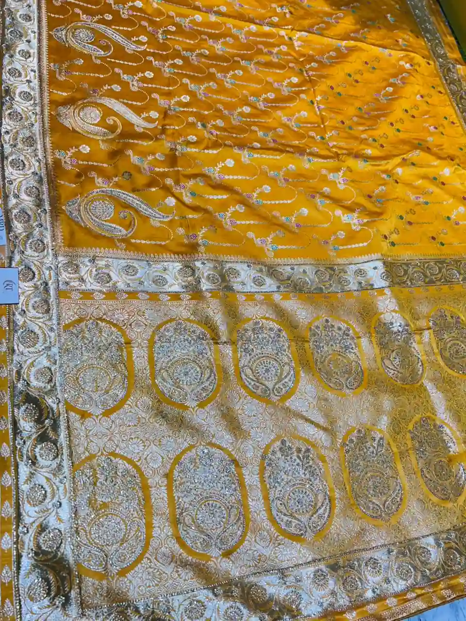 Premium quality Mashru Silk Saree With Jarkhan Stone Works & Blouse Piece.
