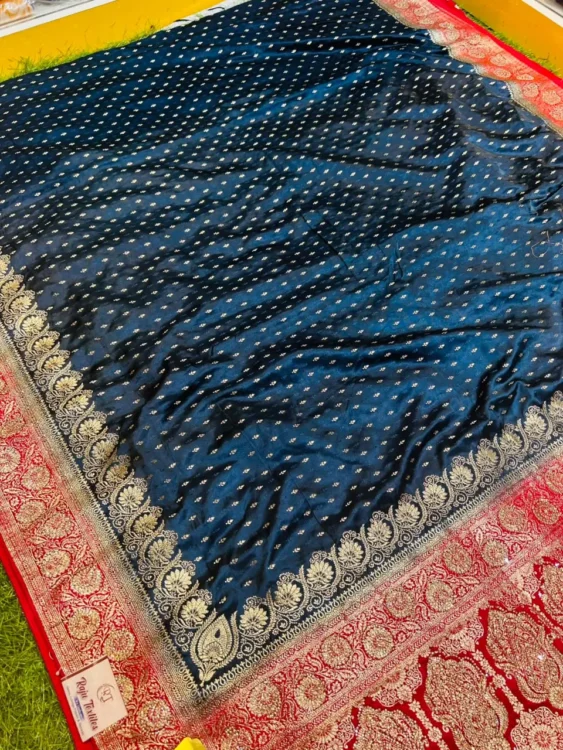 Premium quality Mashru Silk Saree With Jarkhan Stone Works & Blouse Piece. - Image 2