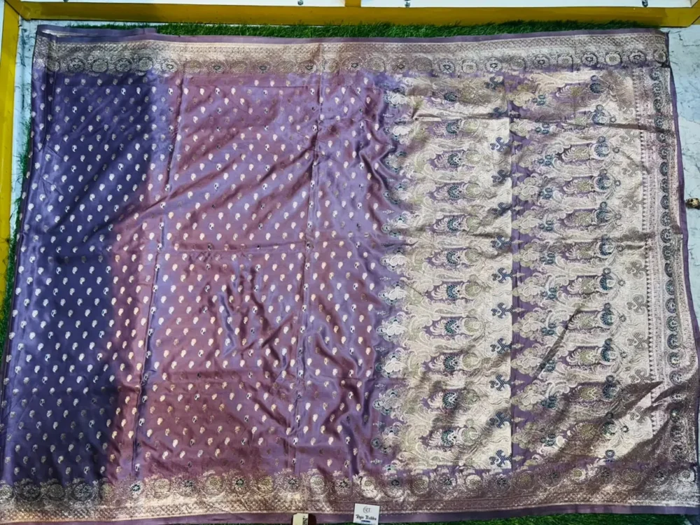 Premium quality Mashru Silk Saree With Jarkhan Stone Works & Blouse Piece. - Image 2