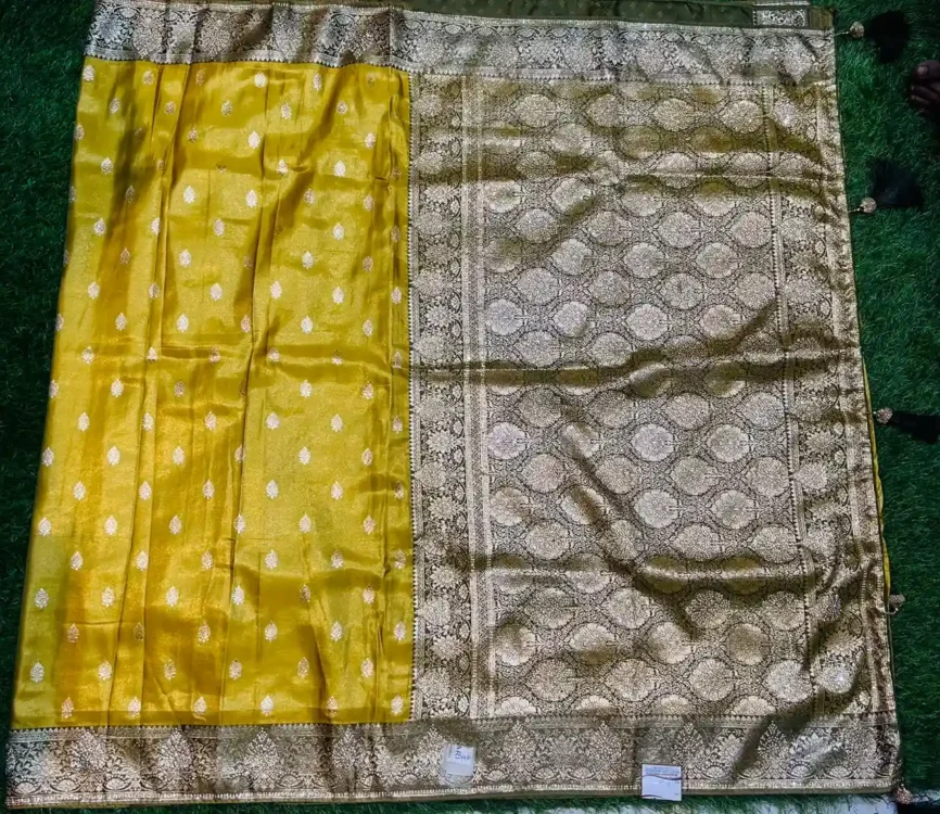 Premium quality Tissue Silk Saree With Jarkhan Stone Works & Blouse Piece. - Image 2