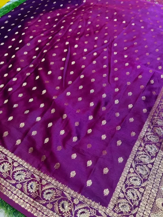 Premium quality Mashru Silk Saree With Jarkhan Stone Works & Blouse Piece. - Image 5