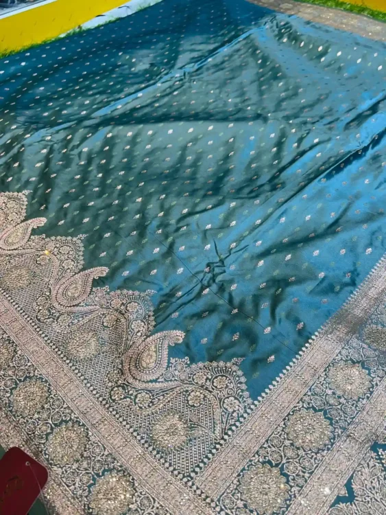 Premium quality Mashru Silk Saree in Pastel Colour With Jarkhan Stone Works & Blouse Piece. - Image 3
