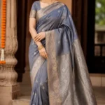 Soft Quality Samaya Silk Saree in Dual-tone Colours With Blouse Piece.
