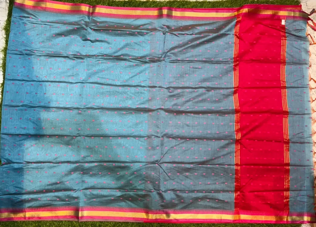 Soft quality Silk Saree with Contrast border & Blouse piece - Image 4