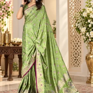 Premium quality Mashru Satin Silk Saree With Blouse Piece.