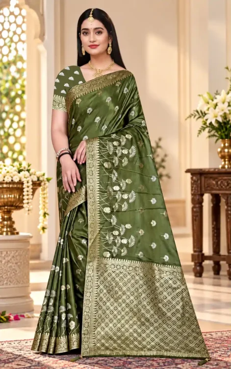 Premium quality Mashru Silk Saree With Jarkhan Stone Works & Blouse Piece.