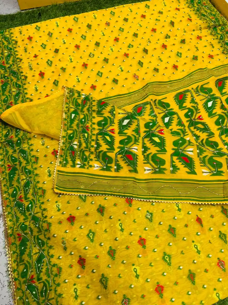 Premium quality Cutdana Jamdhani Cotton Saree . - Image 4