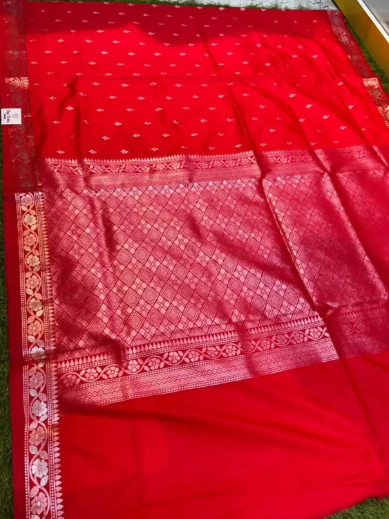 Soft quality Silk Saree With Blouse Piece.