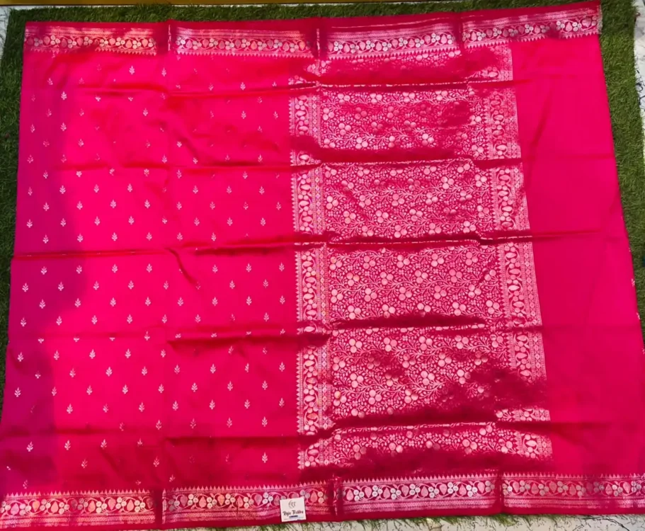 Soft quality Silk Saree With Blouse Piece. - Image 3