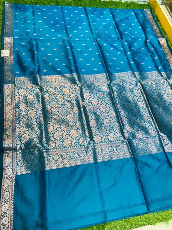 Soft quality Silk Saree With Blouse Piece.