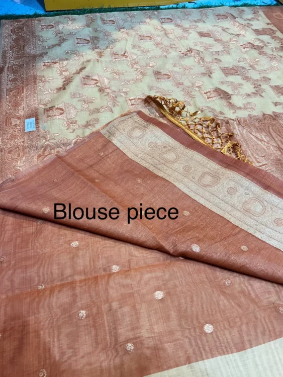 Soft quality Tussar Silk Saree with Blouse Piece - Image 3