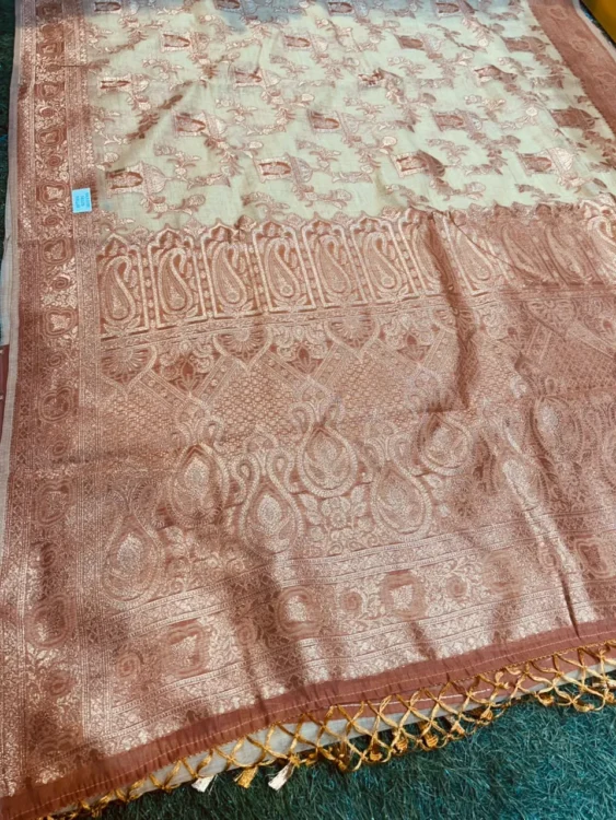 Soft quality Tussar Silk Saree with Blouse Piece - Image 4