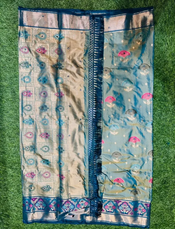 Soft quality Silk Saree With Mirror Works & Blouse Piece. - Image 2
