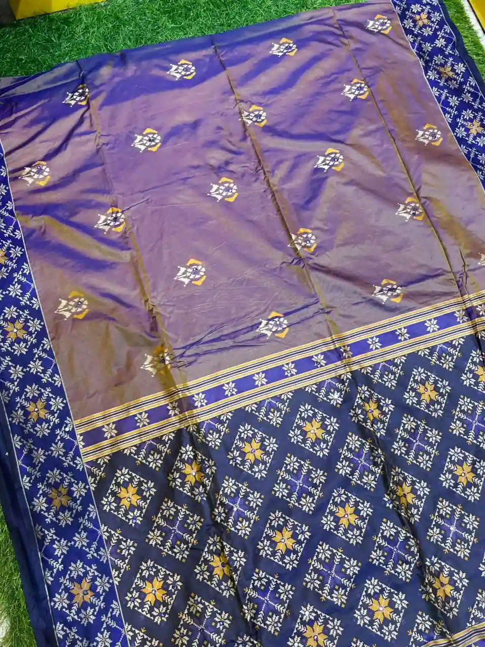 Soft quality Silk Saree With Mirror Works & Blouse Piece. - Image 3