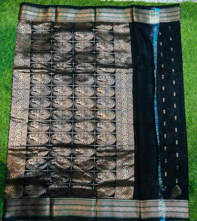Soft quality Copper Silk Saree With Blouse piece - Image 3