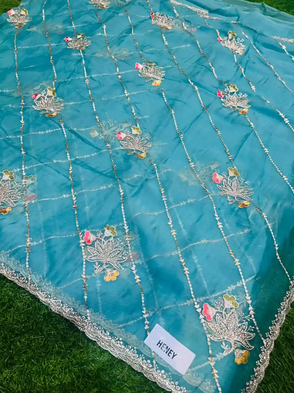 Premium quality Party Wear Saree With Blouse piece