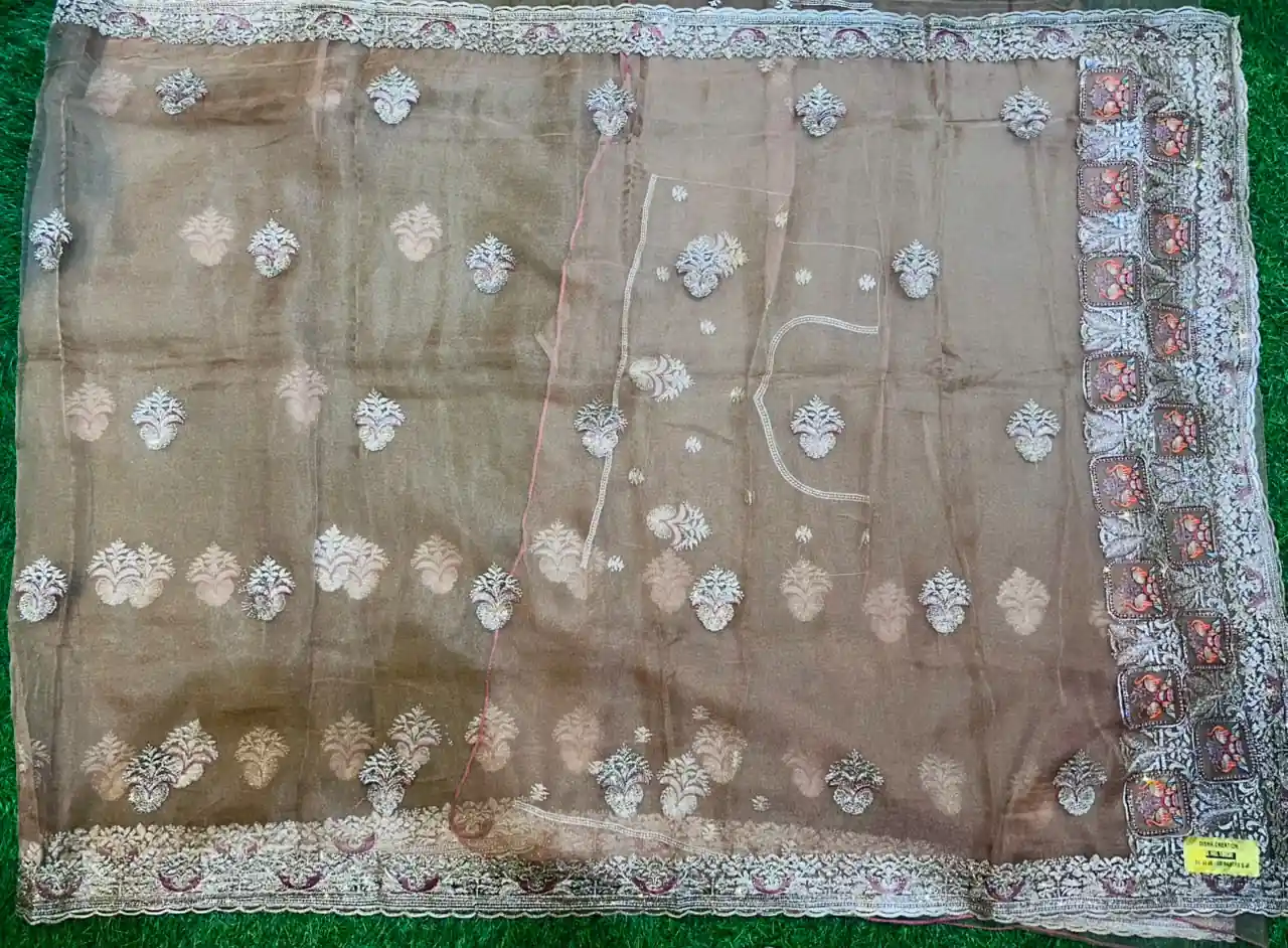 Premium quality Tissue Chiffon Party Wear Saree With Blouse piece - Image 2