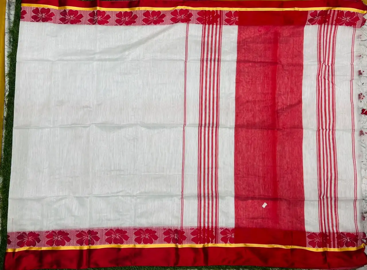 Soft quality Handloom Saree In Plain Body (white & Red ) With Blouse Piece. - Image 2